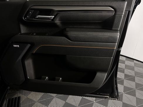 Used 2025 GMC Sierra 3500 AT4 w/ AT4 Premium Plus Package image 35