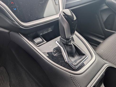 Used 2025 Subaru Outback Premium w/ Popular Package #1A image 11