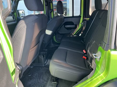 Used 2019 Jeep Wrangler Unlimited Sport S image 11