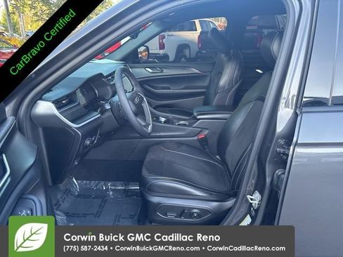 Used 2024 Jeep Grand Cherokee L Altitude AWD/4WD image 14