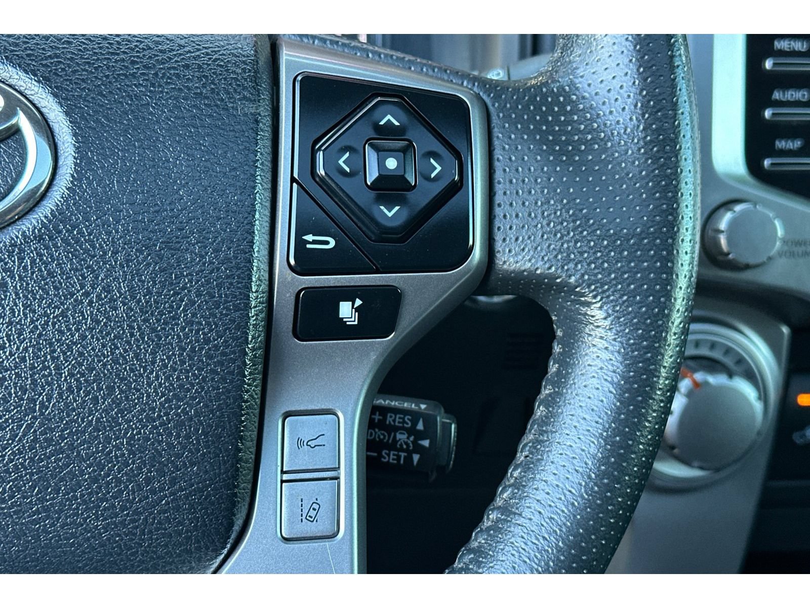 Certified 2022 Toyota 4Runner SR5 Premium w/ Moonroof Package RWD image 29