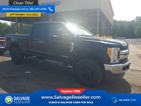 Used 2017 Ford F250 4x4 Crew Cab Super Duty image 5