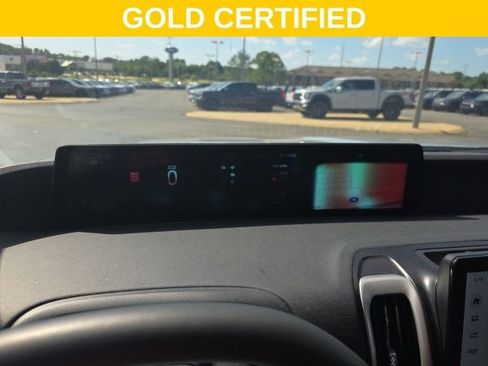 Used 2025 Ford Expedition Active RWD image 16