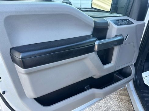 Used 2016 Ford F150 XLT w/ Equipment Group 301A Mid image 11