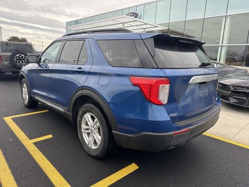 Used 2021 Ford Explorer XLT image 7