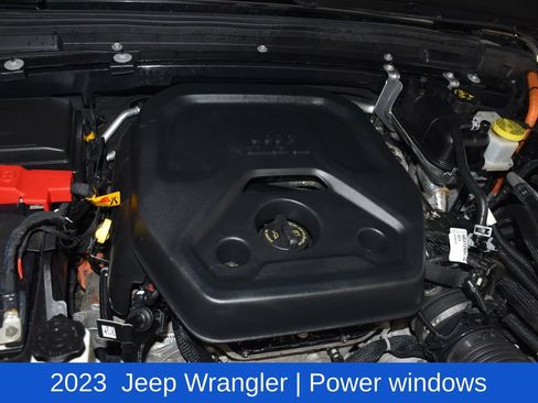 Used 2023 Jeep Wrangler Unlimited Sahara w/ Cold Weather Group AWD/4WD image 9