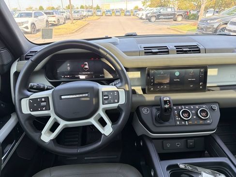 Used 2024 Land Rover Defender 110 S AWD/4WD image 4