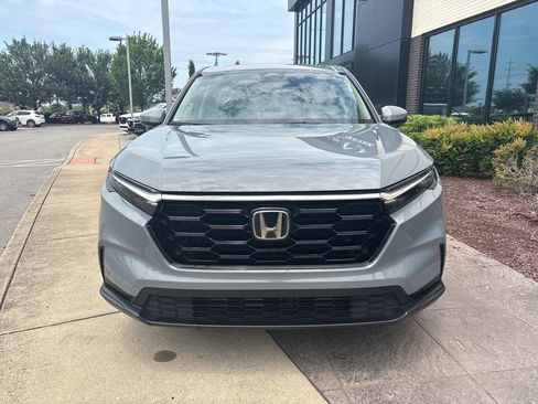 Used 2025 Honda CR-V EX image 9
