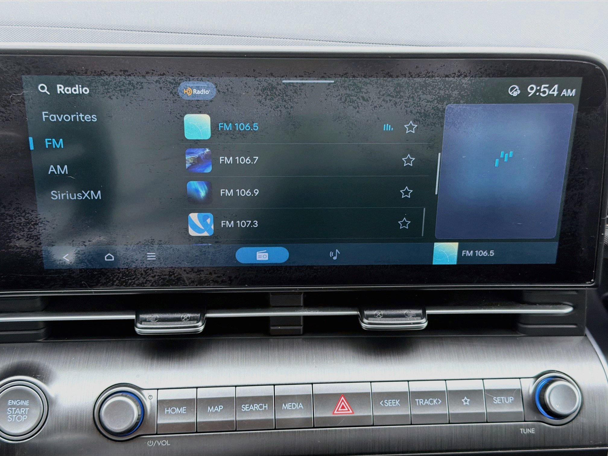 Used 2024 Hyundai Kona Limited FWD image 32