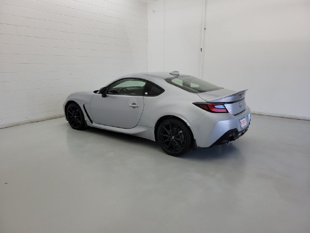Used 2023 Toyota GR86 Premium RWD image 6