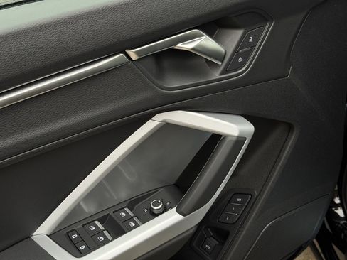 New 2025 Audi Q3 2.0T Premium image 17