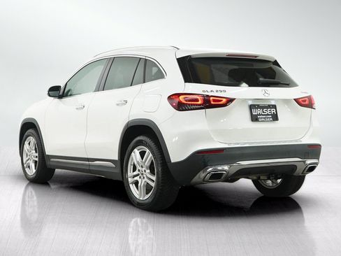 Used 2022 Mercedes-Benz GLA 250 4MATIC image 3
