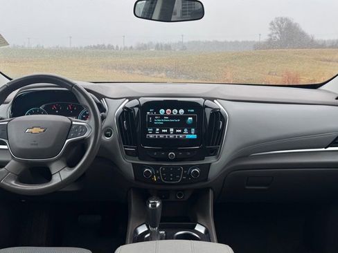Used 2019 Chevrolet Traverse LT image 28