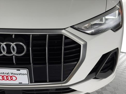 Used 2021 Audi Q3 2.0T Premium AWD/4WD image 11