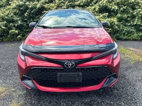 Used 2023 Toyota Corolla SE FWD image 2