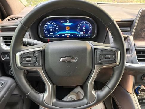 Used 2024 Chevrolet Tahoe Z71 w/ Luxury Package AWD/4WD image 13