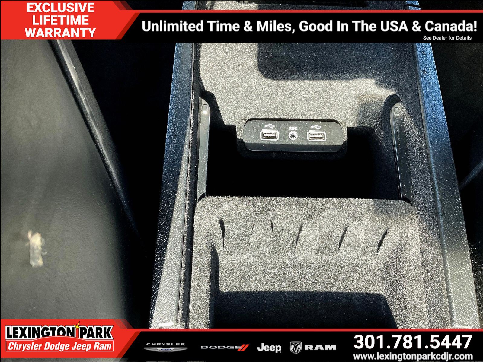 Used 2018 Chrysler 300 S RWD image 15