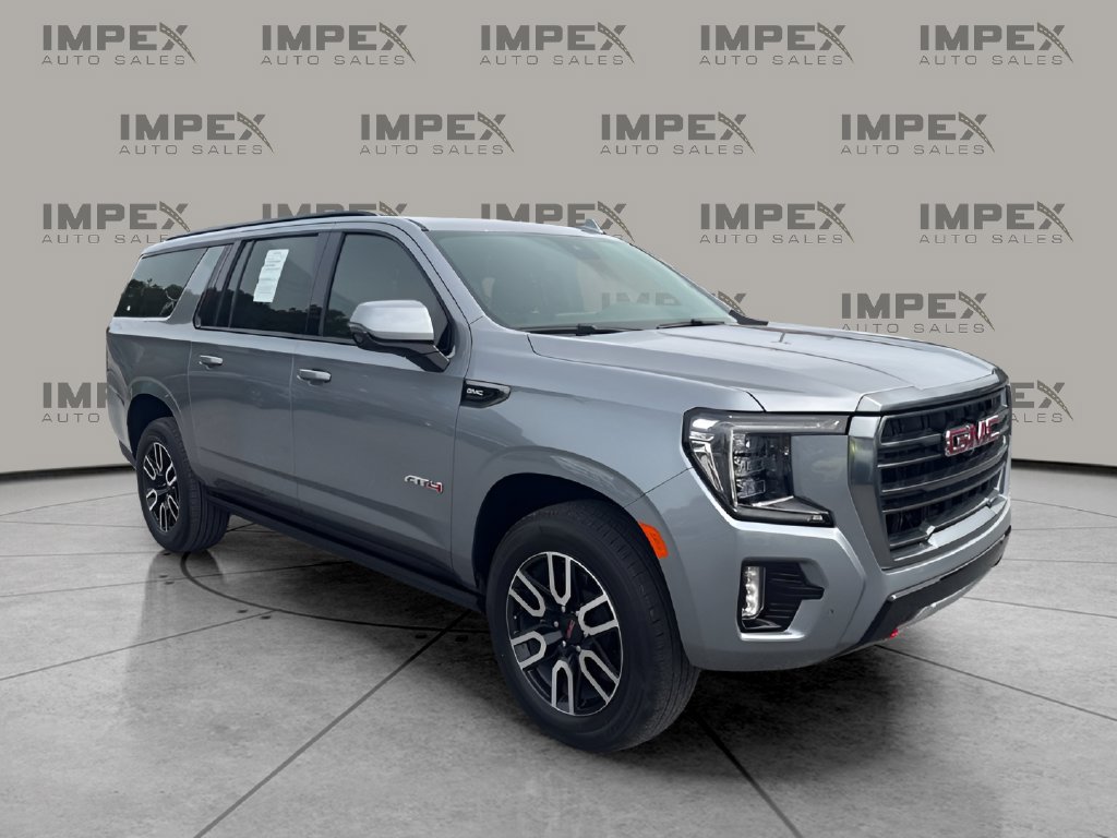 Used 2024 GMC Yukon XL AT4 w/ Technology Package AWD/4WD image 7