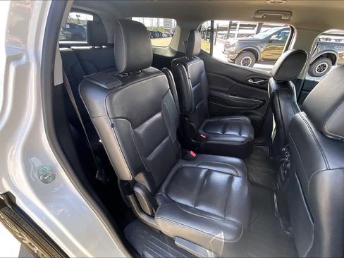 Used 2018 GMC Acadia SLT image 19