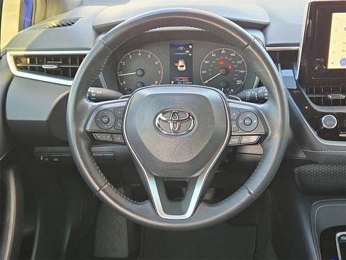 Used 2024 Toyota Corolla SE image 18
