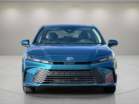 New 2026 Toyota Camry LE FWD image 7