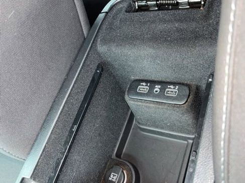 Used 2021 Dodge Charger SXT w/ Blacktop Package image 20