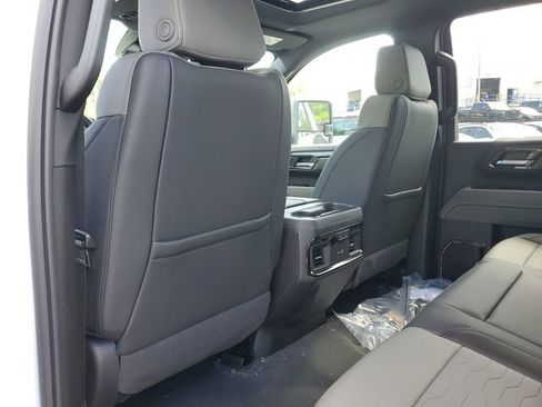New 2026 Chevrolet Silverado 2500 ZR2 AWD/4WD image 14