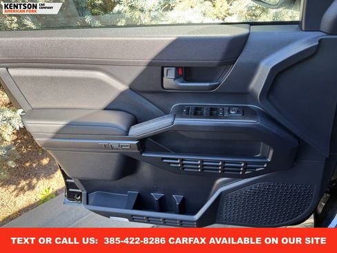 Used 2025 Toyota 4Runner TRD Off-Road image 22