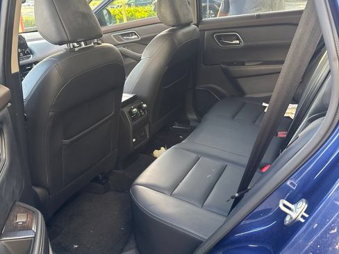 Used 2021 Nissan Rogue SL w/ Premium Package FWD image 6