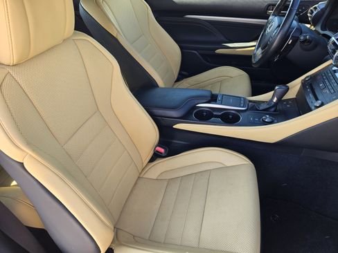 Used 2019 Lexus RC 300 AWD image 7