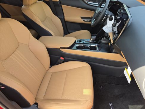 New 2026 Lexus NX 350h AWD w/ Premium Package image 6