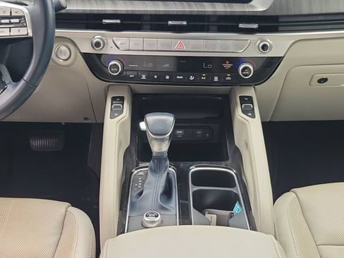 Certified 2024 Kia Telluride EX FWD image 16