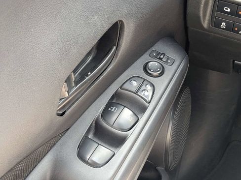 Used 2024 Nissan Kicks S FWD image 18