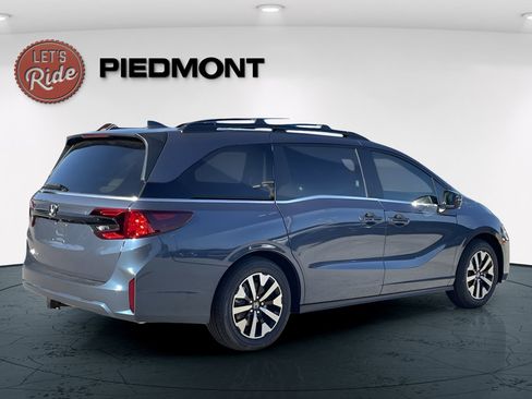New 2026 Honda Odyssey EX-L image 4