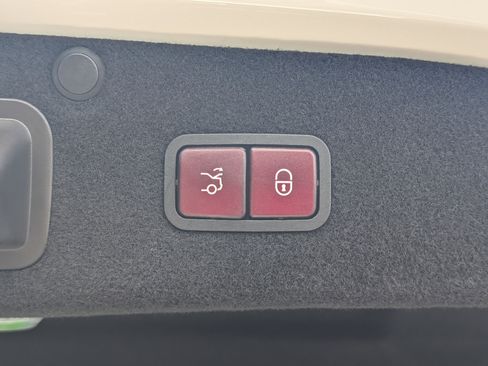 Used 2018 Mercedes-Benz S 450 Sedan image 20