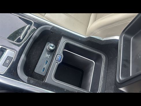 Used 2021 Land Rover Range Rover Sport HSE Silver Edition image 21