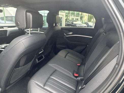 Used 2024 Audi Q8 e-tron Premium AWD/4WD image 15