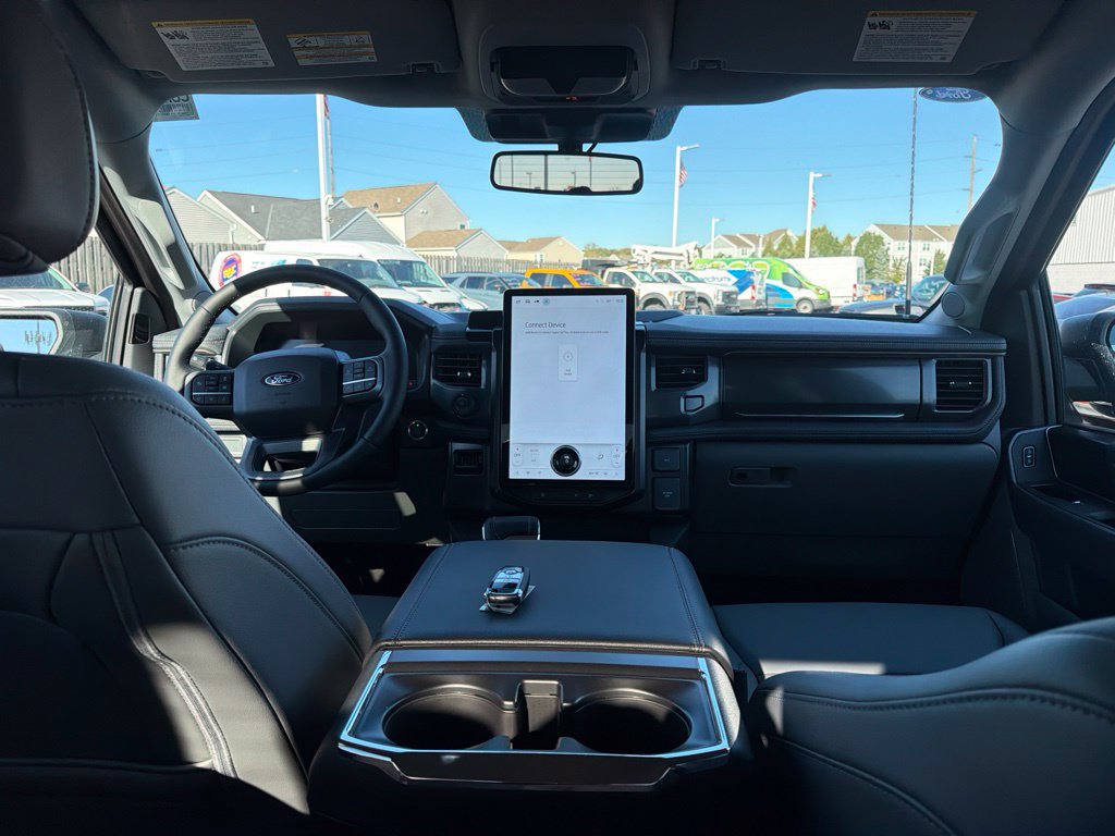 Used 2025 Ford F150 Lightning Flash AWD/4WD image 25