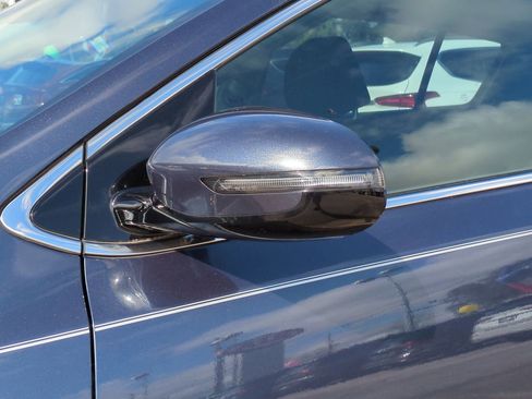 Certified 2022 Kia Sportage LX w/ LX FWD Value Edition Package image 12