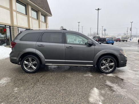 Used 2014 Dodge Journey Crossroad w/ Flexible Seating Group image 3