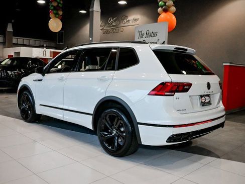 Used 2024 Volkswagen Tiguan SE R-Line image 7