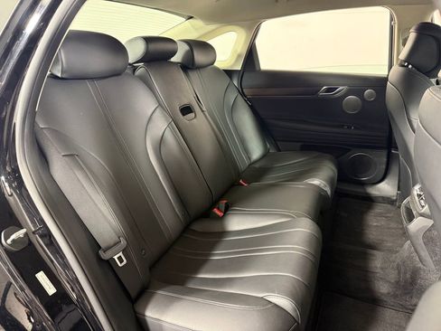 Used 2024 Genesis G80 image 23