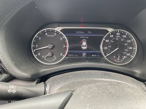 Used 2024 Nissan Sentra SV FWD image 6