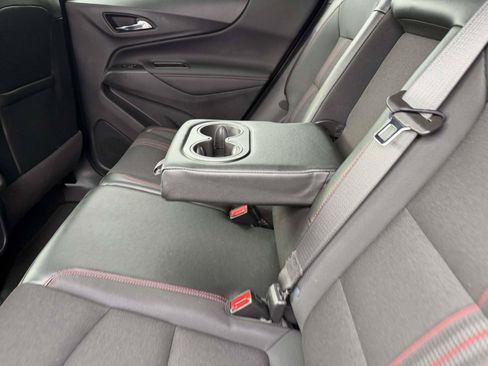 Used 2023 Chevrolet Equinox RS FWD image 14