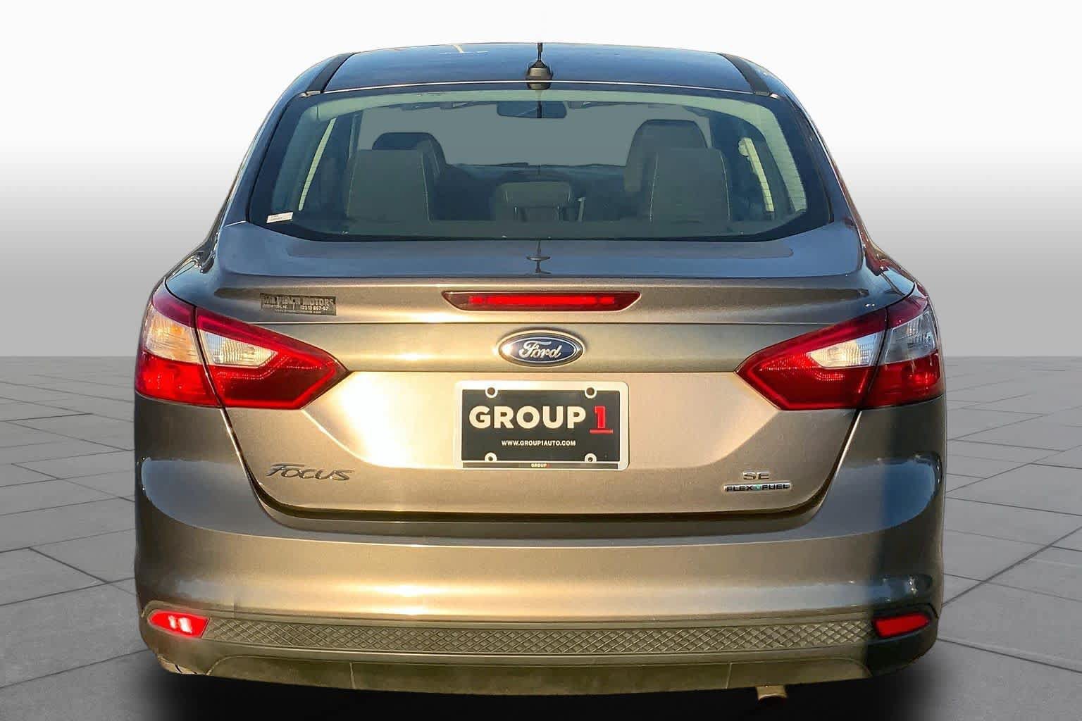 Used 2014 Ford Focus SE FWD image 4