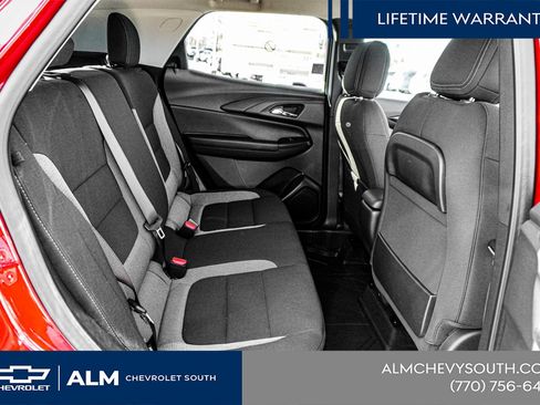 New 2026 Chevrolet TrailBlazer LT w/ Driver Confidence Package FWD image 21