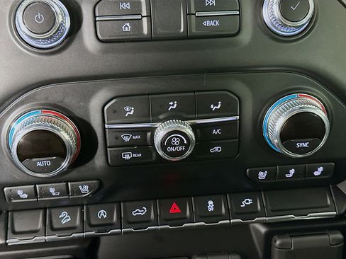 Used 2020 GMC Sierra 1500 AT4 w/ AT4 Preferred Package image 23