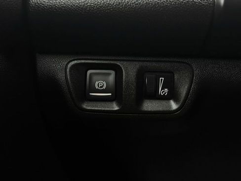 Used 2019 GMC Acadia SLT image 34