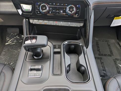 New 2026 GMC Sierra 1500 AT4 w/ AT4 Premium Package AWD/4WD image 22