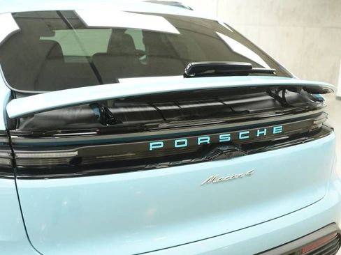 New 2026 Porsche Macan 4 Electric AWD/4WD image 43